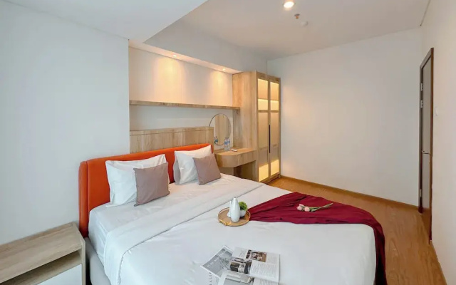Cozy And Homey 2Br At Grand Sungkono Lagoon Apartment