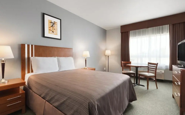 Days Inn High Prairie