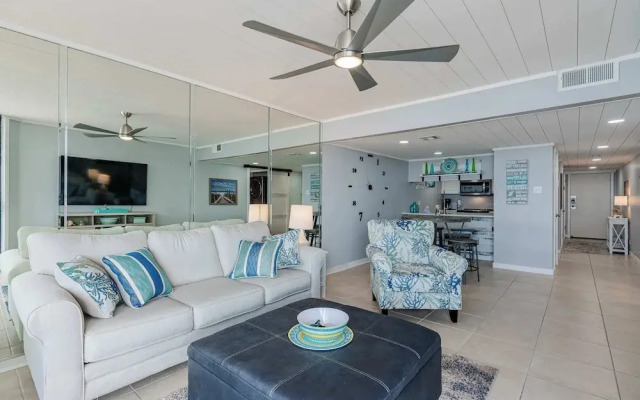 Beachfront Days Ocean View Condo Bliss