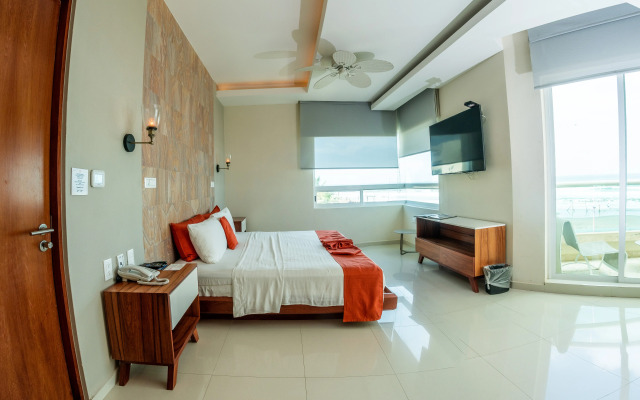 Artisan Playa Esmeralda Family Beach Hotel