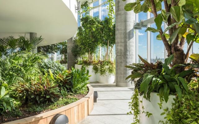 Апартаменты 1 Bedroom Apartment With Gym and Terrace вид на фасад