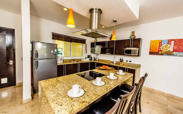 Mamitas Village PH301 by PRP