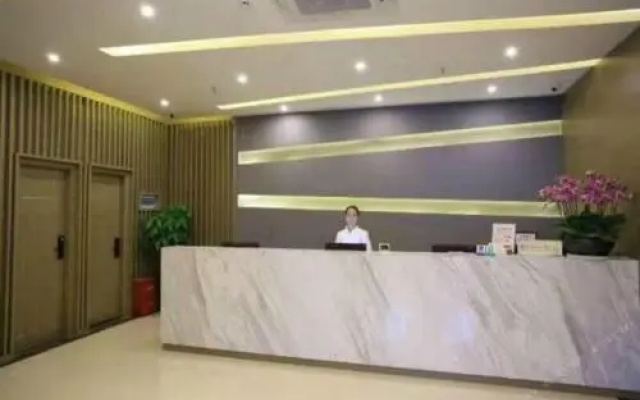Shenzhen Yayuan Port Hotel