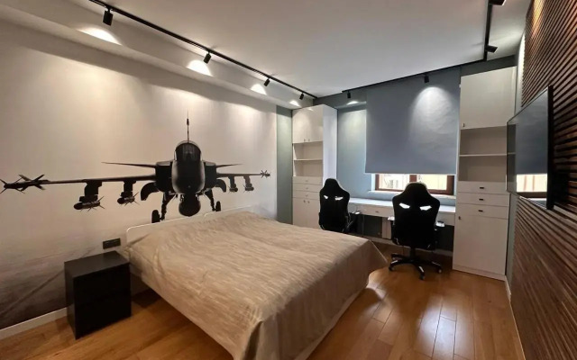 2 Bedroom Apt on Republic Square