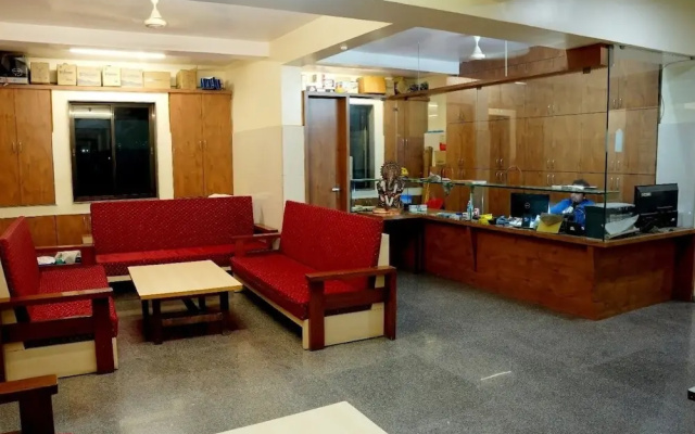 Kamala Shanti Palace