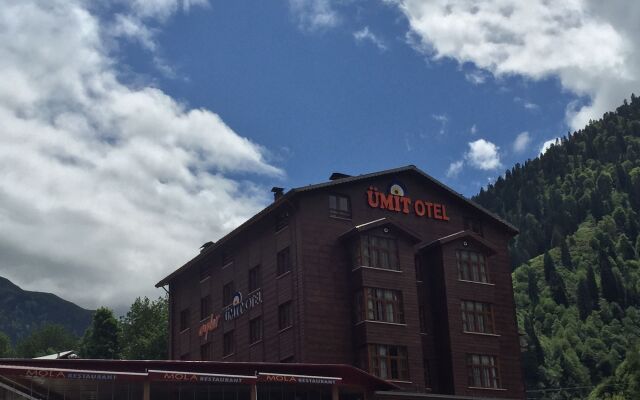 Отель Ayder Umit Otel вид на фасад