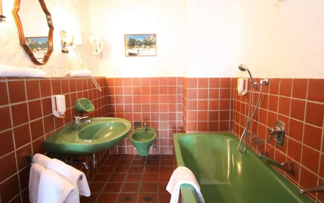 Charming Apartment With Swimming Pool and Sauna in Styria