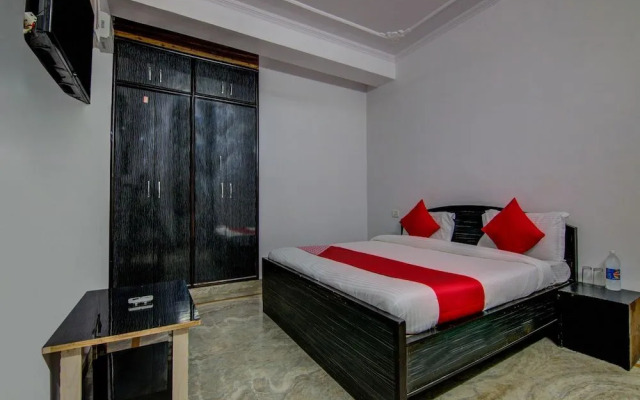 OYO 16104 Hotel Jai Palace