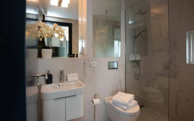 Room With A View Luxury Apartments