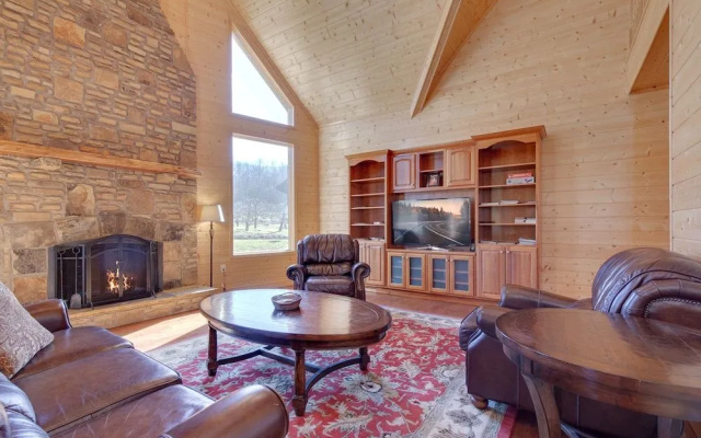 Orchard Hideaway by Jackson Mountain Rentals