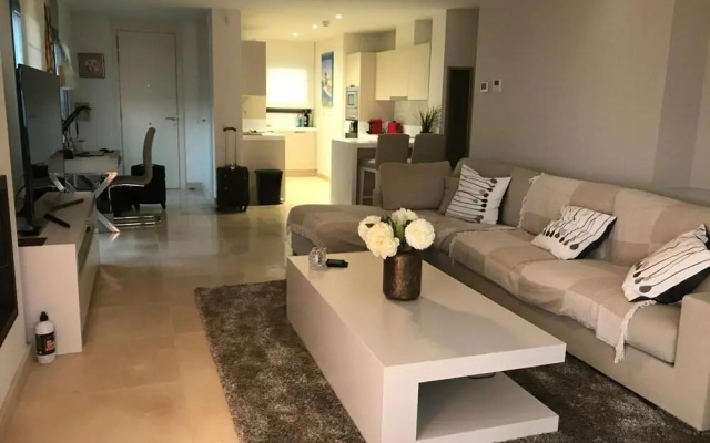 Luxury apartment near Estepona at Finca de Cortesin golf resort
