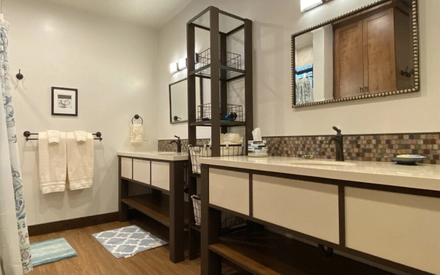 Fl361 Lost Loon Lake Luxury Apartment