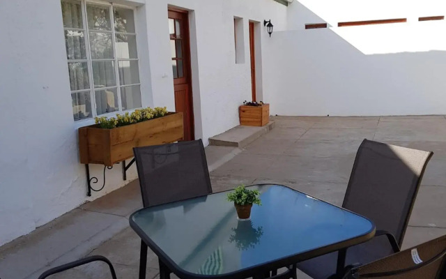 Uniondale Manor Guesthouse