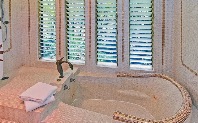 Kailua Ocean View Estate