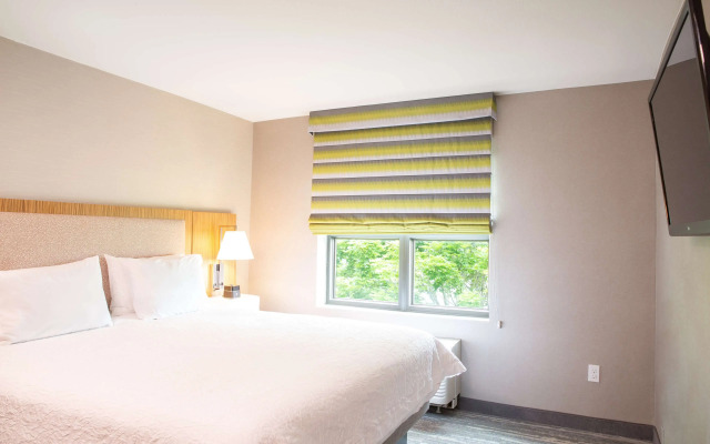 Hampton Inn & Suites Seattle-Downtown