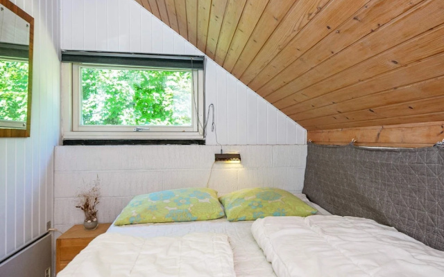 Cozy Holiday Home With Roofed Terrace in Glesborg