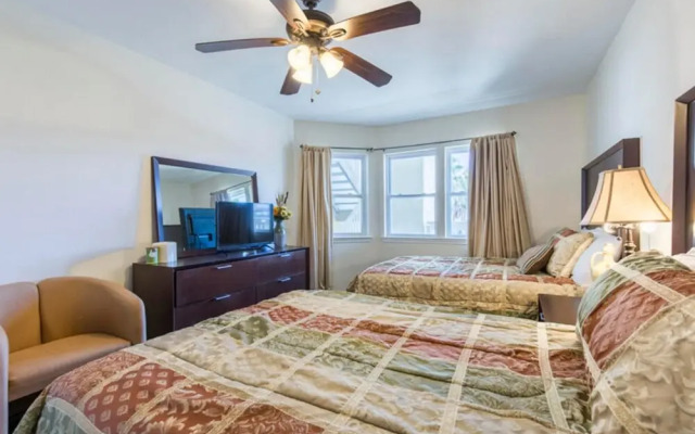 Gulfpoint Condominium A1214