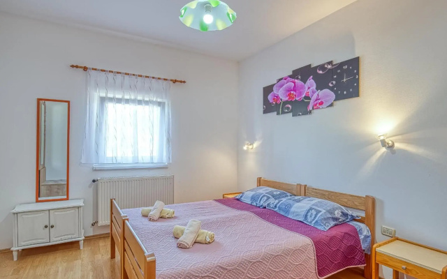 Apartment Complex Danka