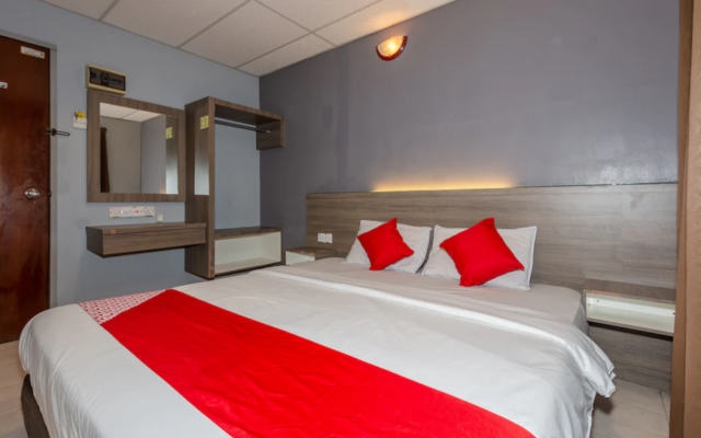 OYO 91258 Qish Hotel Banda Kaba