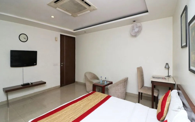 OYO 15503 Corporate House