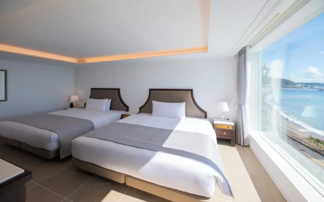 Hayama Hotel Otowa NO Mori