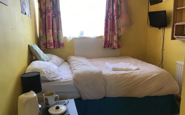 Polka Dot Room