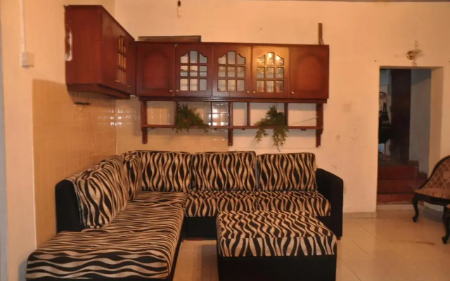 Farah Guest Inn