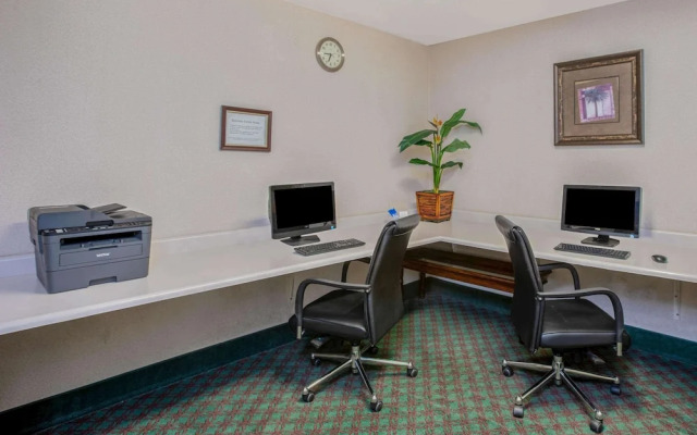 La Quinta Inn Suites Modesto Salida