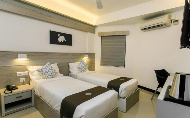 Sapphire Club Metro Hotel
