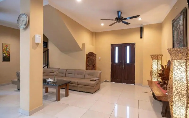 Oyo 612 Dante Guesthouse