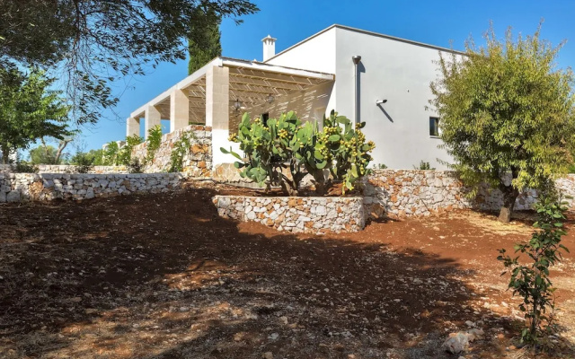 Casale con Cipresso