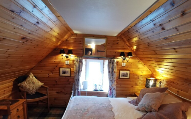 The Whistlefield Inn