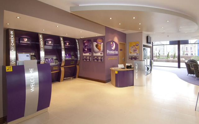 Premier Inn Cardiff City Centre