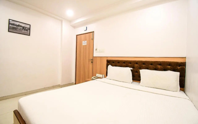 Fabhotel Stay Inn International