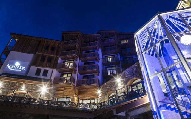 Hotel Koh-I Nor Val Thorens вид на фасад