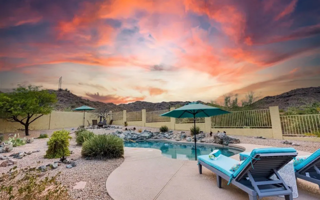 Western Star Ahwatukee