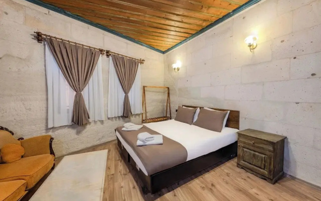 Kayatas Cave Suites