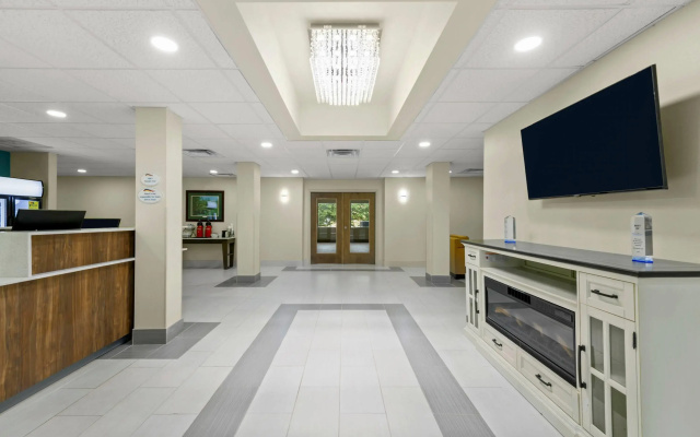 Baymont by Wyndham Grovetown Augusta