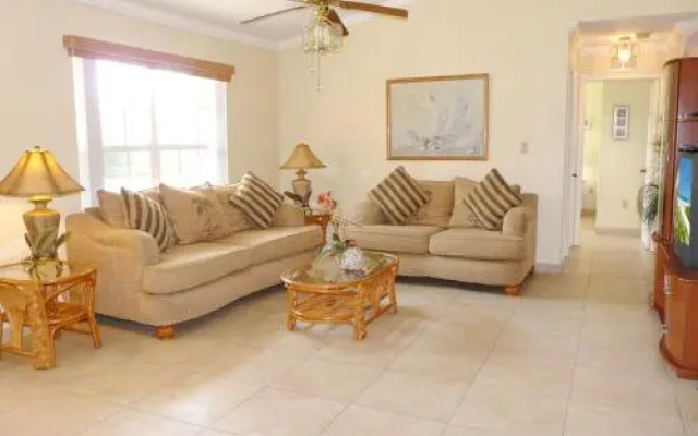 580 Blackmore Court