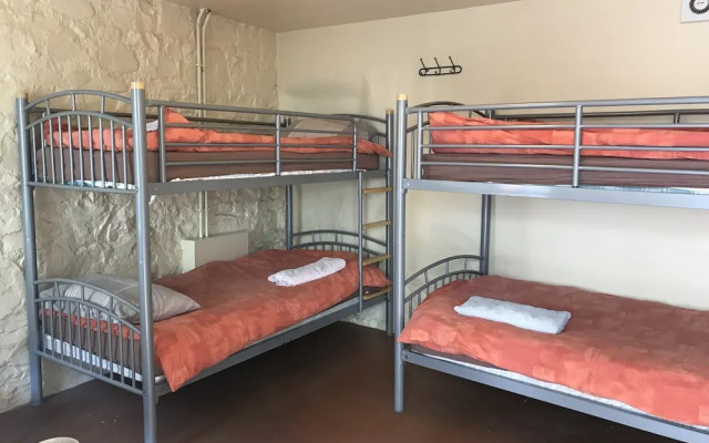 Drewe Arms Bunk Rooms