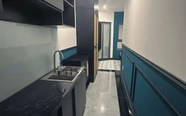 Sargon D'Luxe