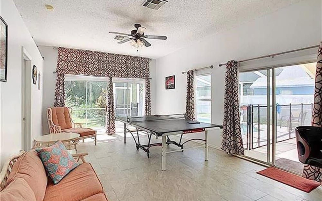 Thousand Oaks Villa