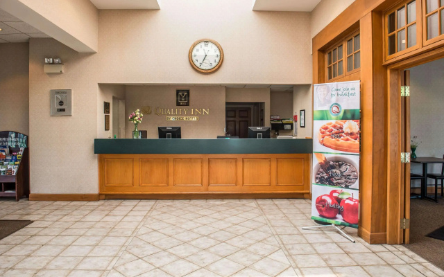 Quality Inn Pittsburgh Airport