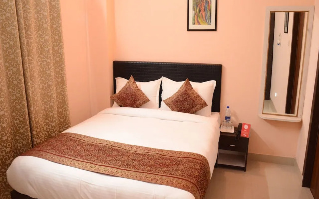 OYO 8448 Hotel Shyamal