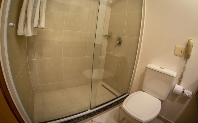 Hotel Campo Largo Express