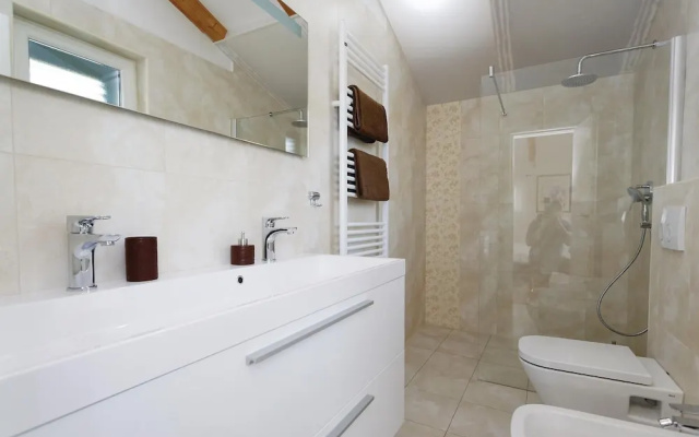 Amazing Home in Sibenik With Wifi and 3 Bedrooms