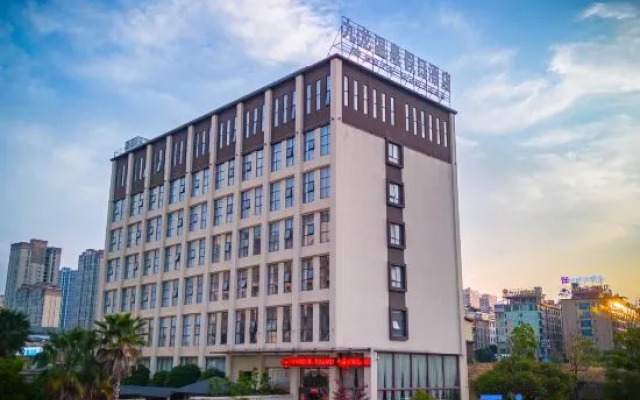 Jiulong Hot Spring Holiday Hotel