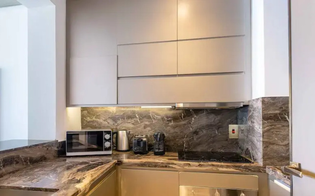 LUX - Lavish Suite Palm Jumeirah view 3