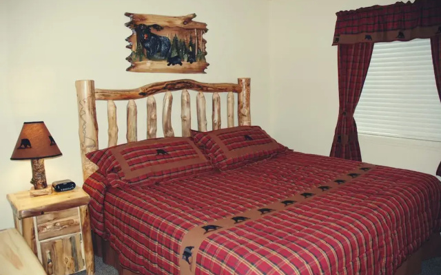 Bear Trap Cabins