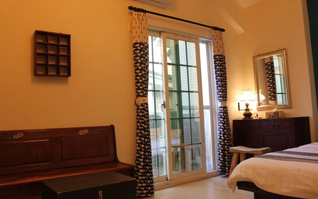211 Homestay